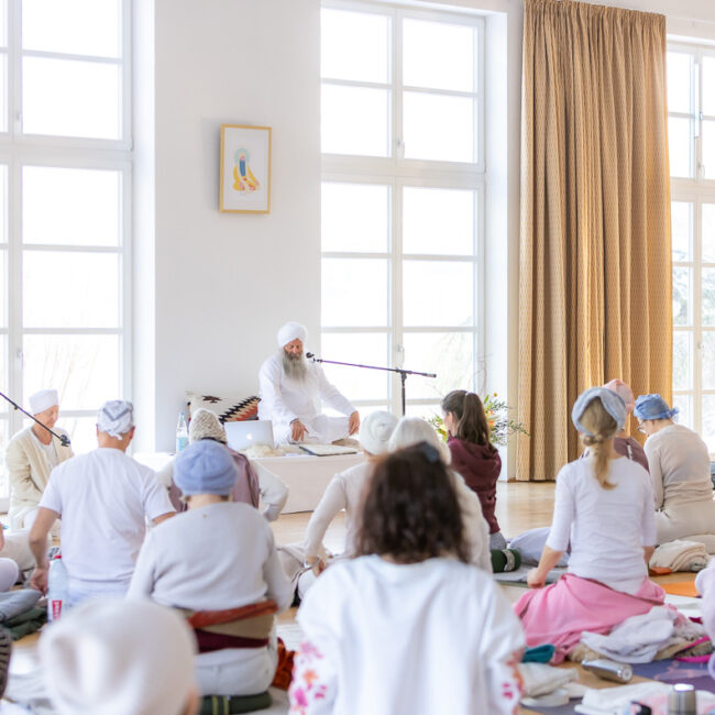 Sat Nam Rasayan Gruppenunterricht – Kurs in der Schweiz